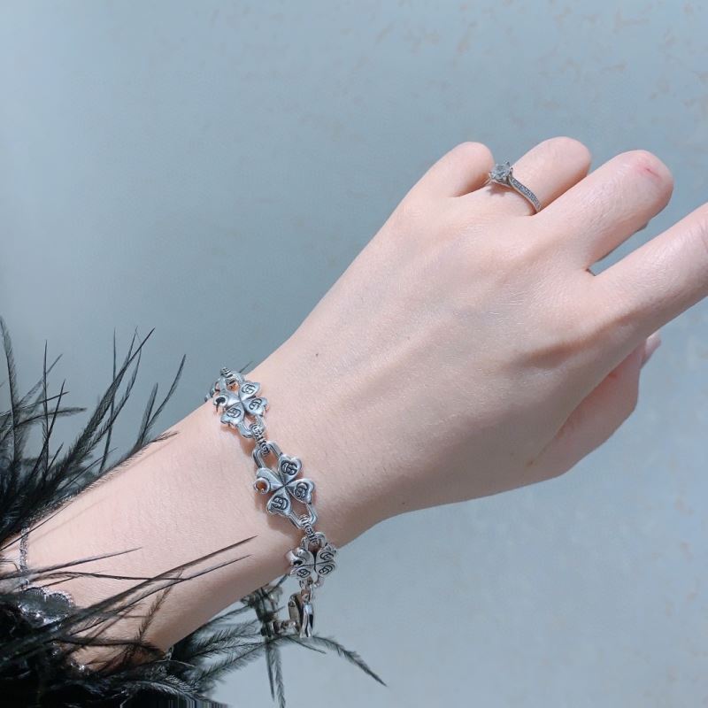 Gvc*1 bracelets